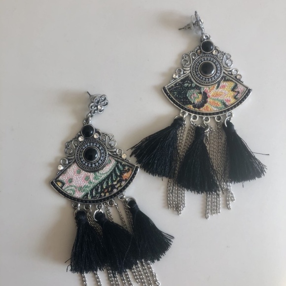 Japanese earrings - Picture 3 of 3